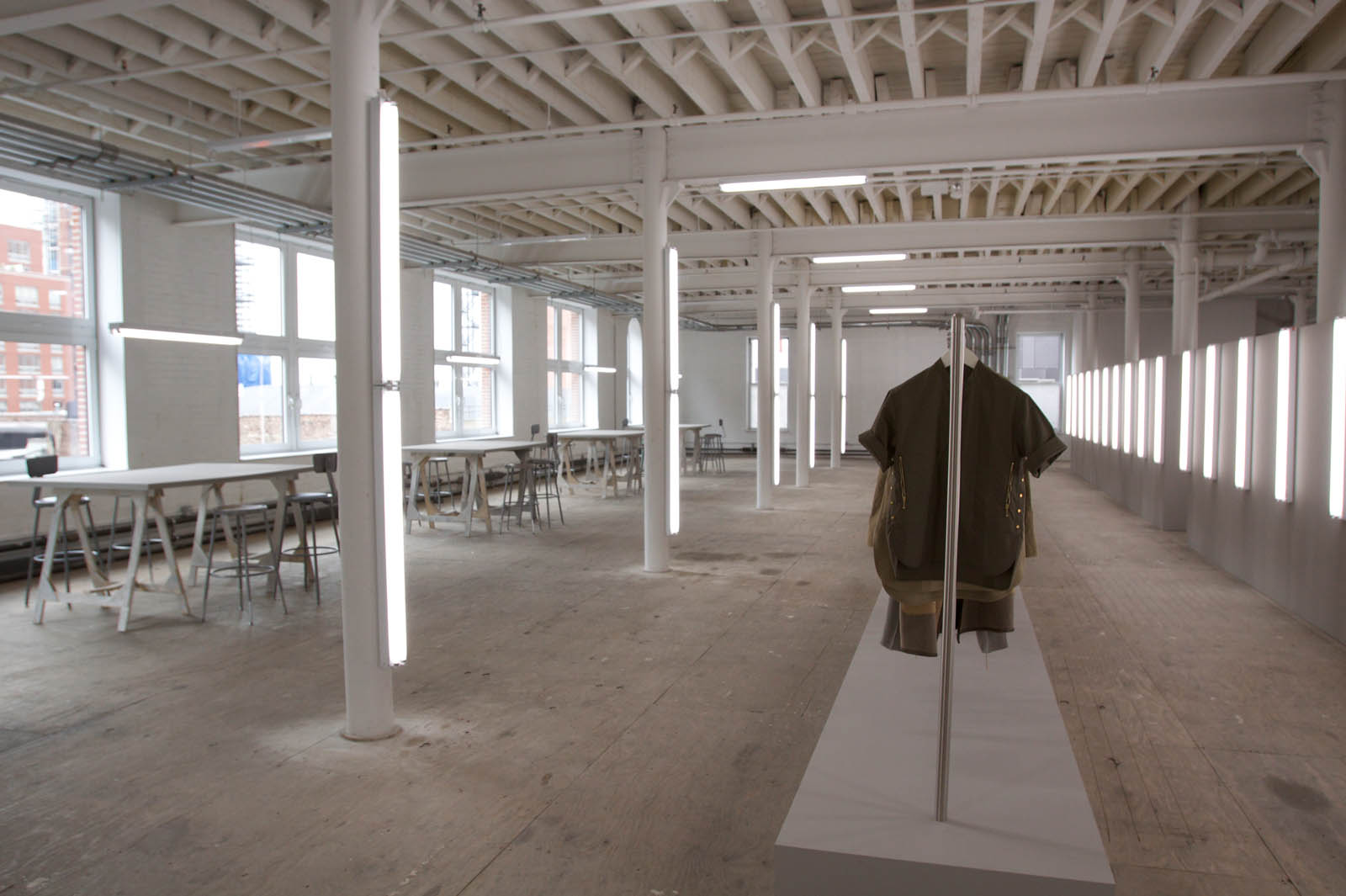 6-CELINE Showroom  398